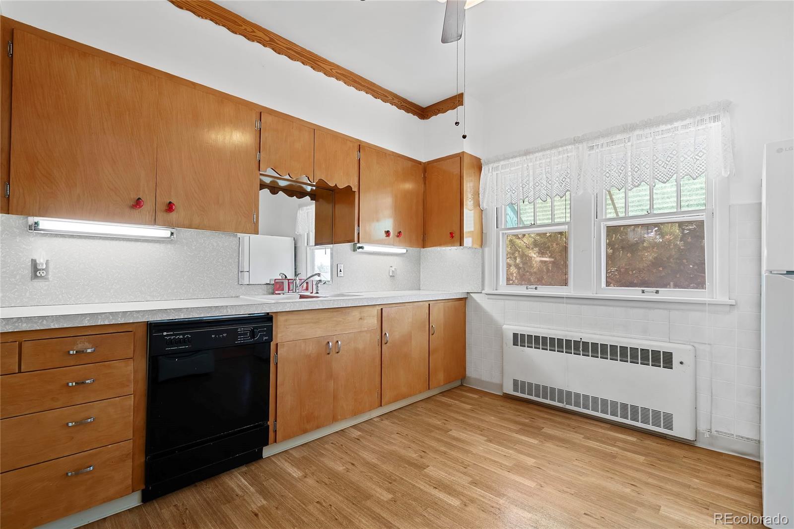 5960 Glencoe Street Commerce City CO 80022