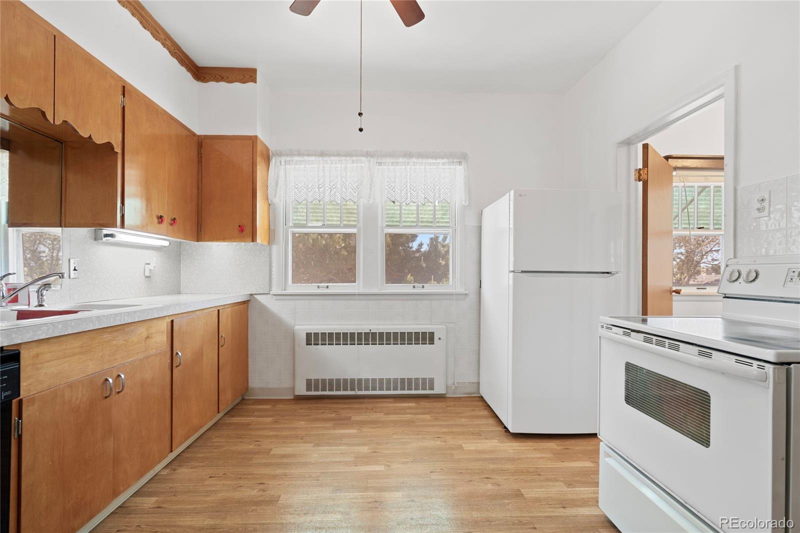 5960 Glencoe Street Commerce City CO 80022