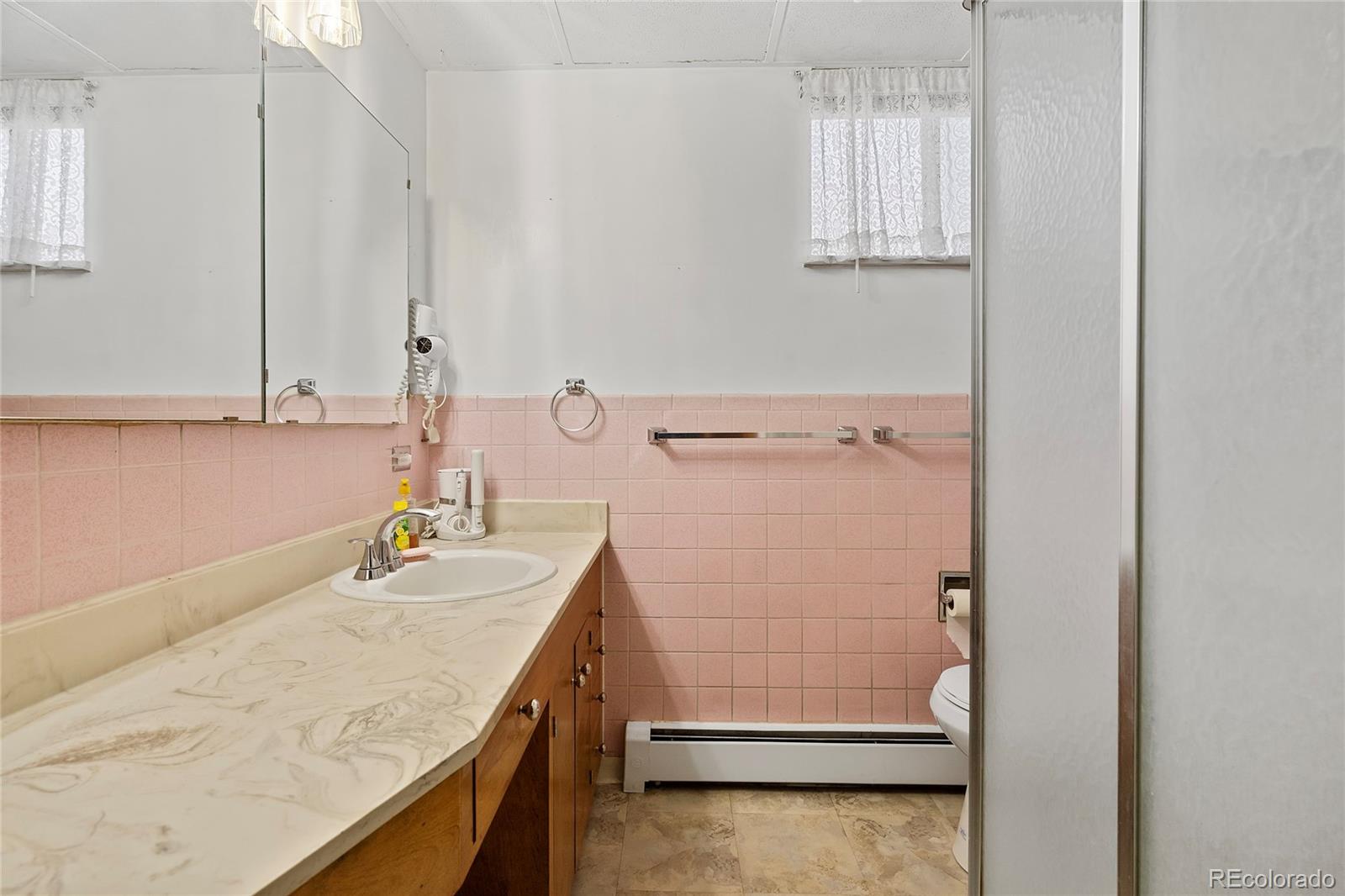 5960 Glencoe Street Commerce City CO 80022