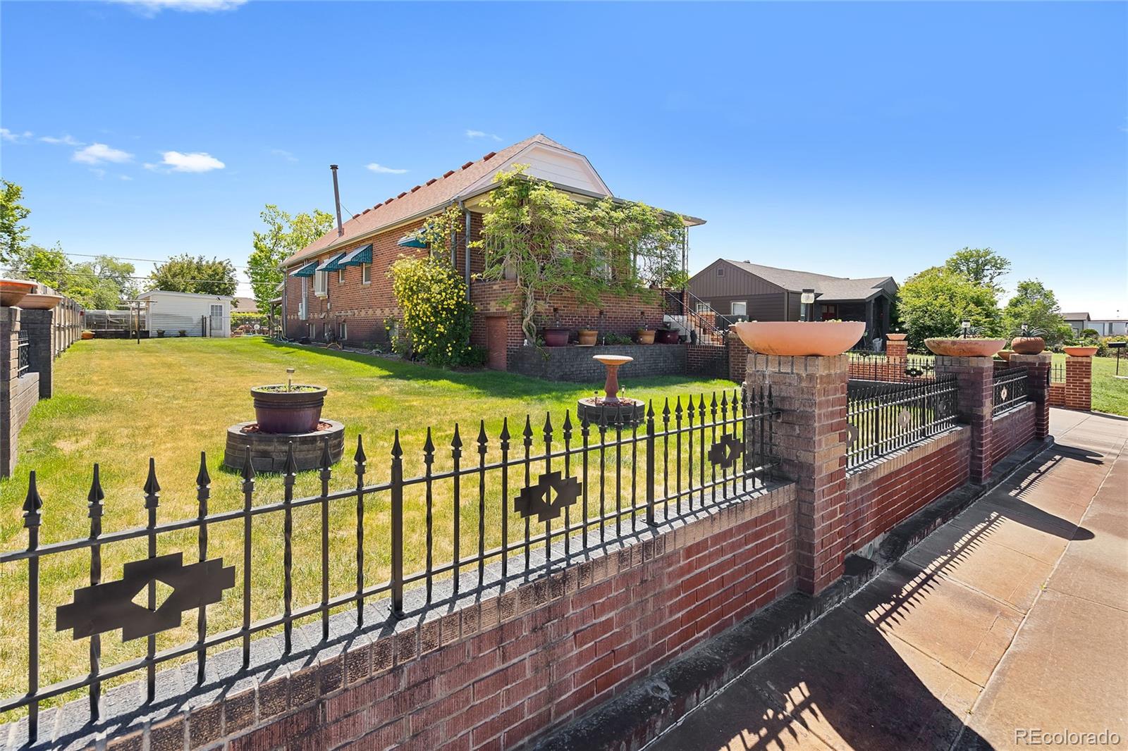 5960 Glencoe Street Commerce City CO 80022