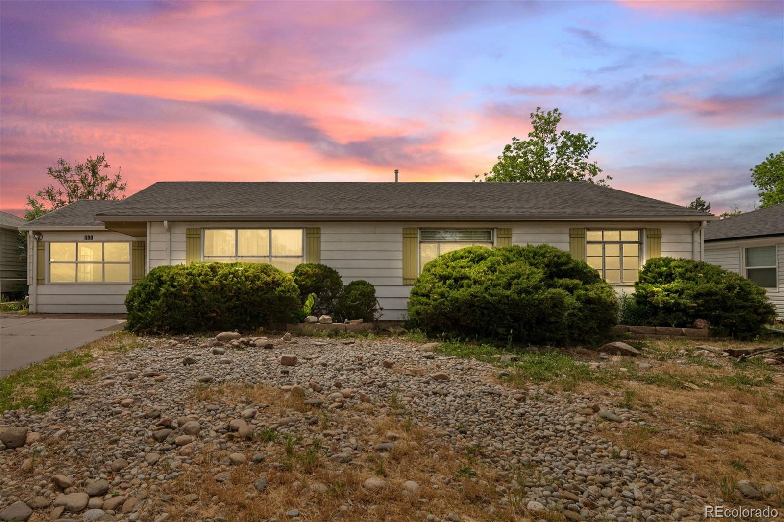 721 Geneva Street Aurora CO 80010