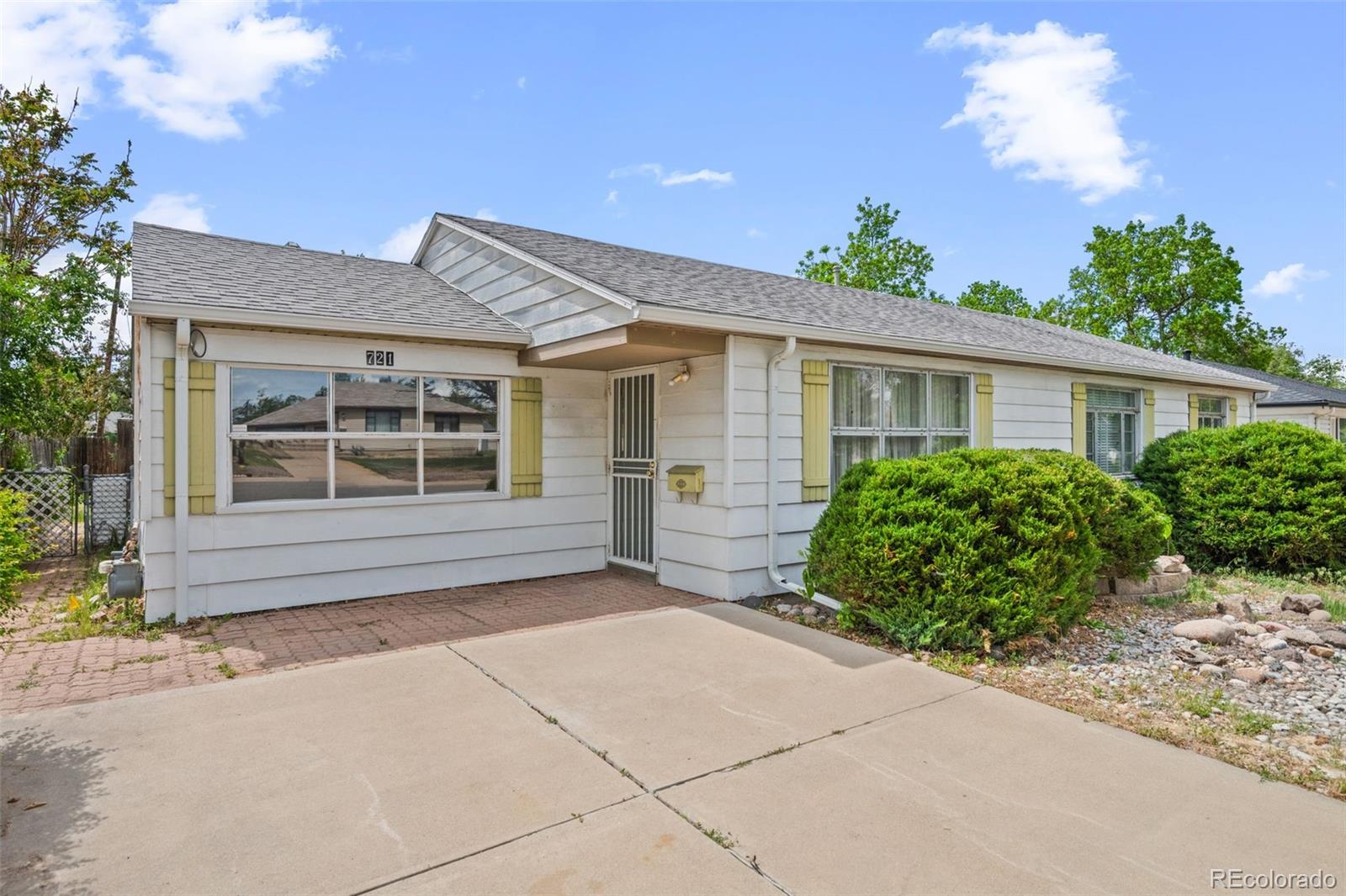 721 Geneva Street Aurora CO 80010