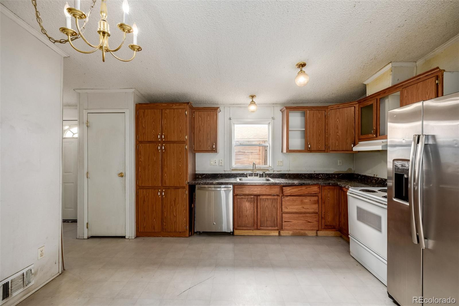 9088 Fontaine Street Denver CO 80260