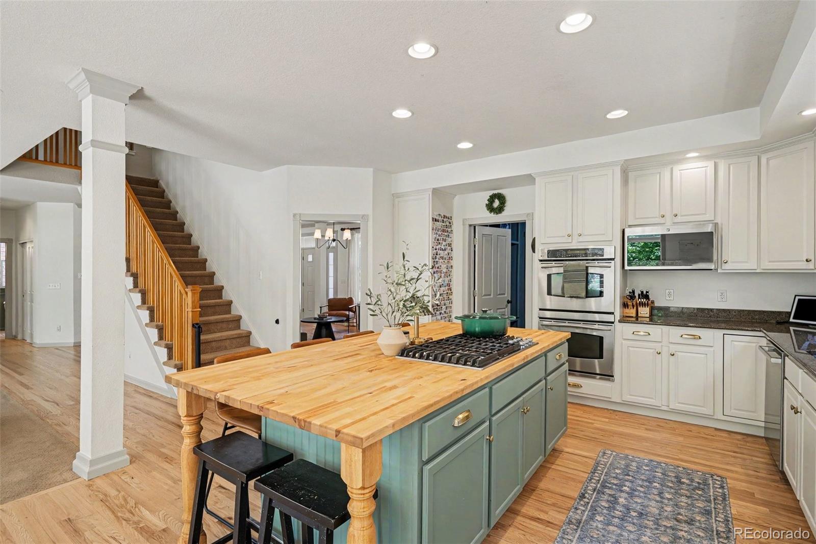 10600 Stonington Street Highlands Ranch CO 80126