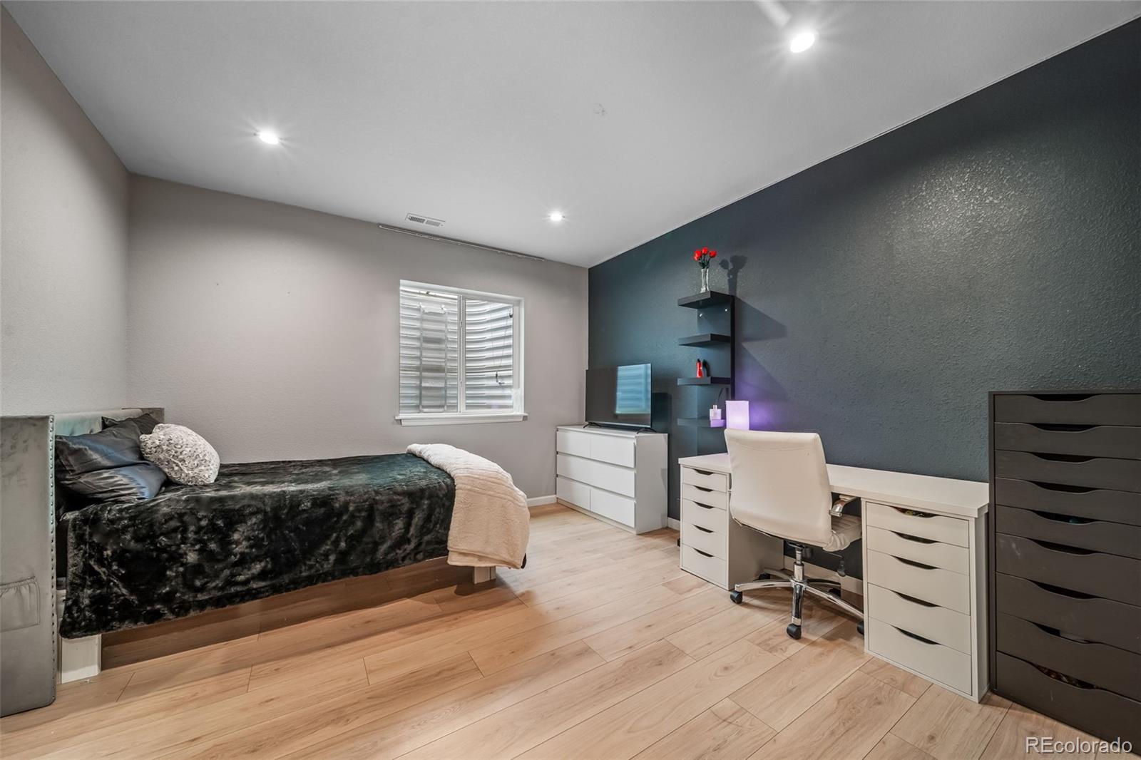 9537 Iron Mountain Way Arvada CO 80007