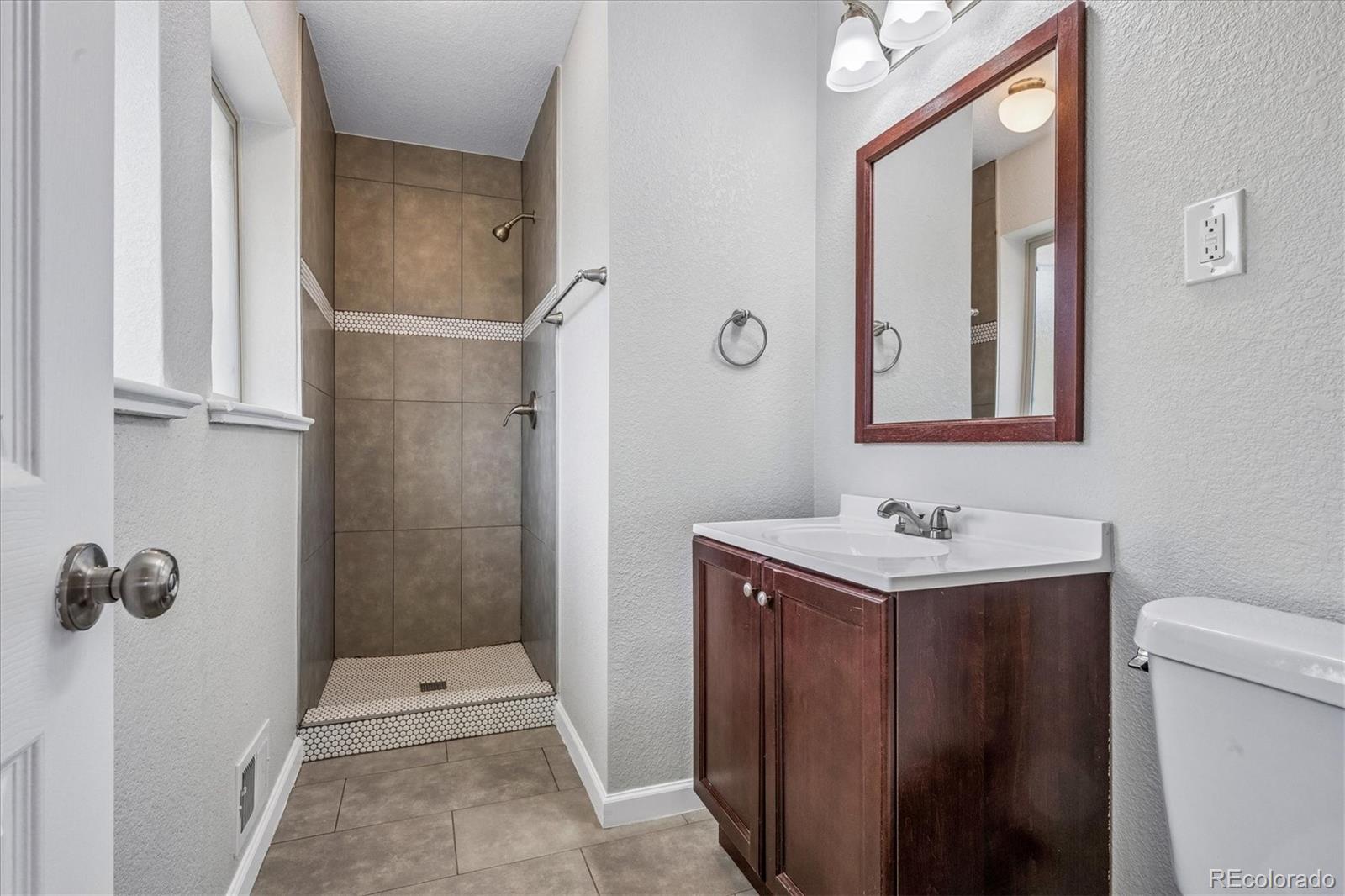 2581 S Dennison Court Denver CO 80222