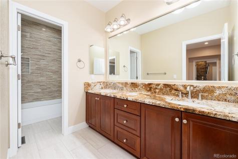 10960 Glengate Circle Highlands Ranch CO 80130