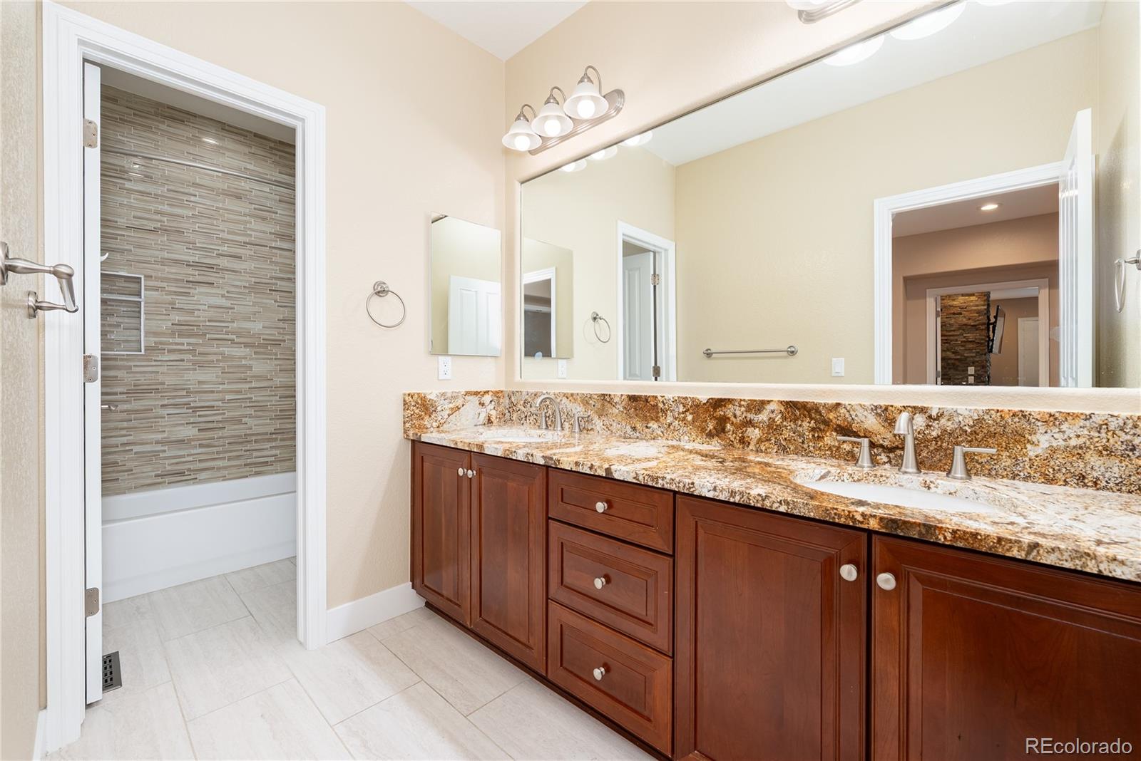10960 Glengate Circle Highlands Ranch CO 80130