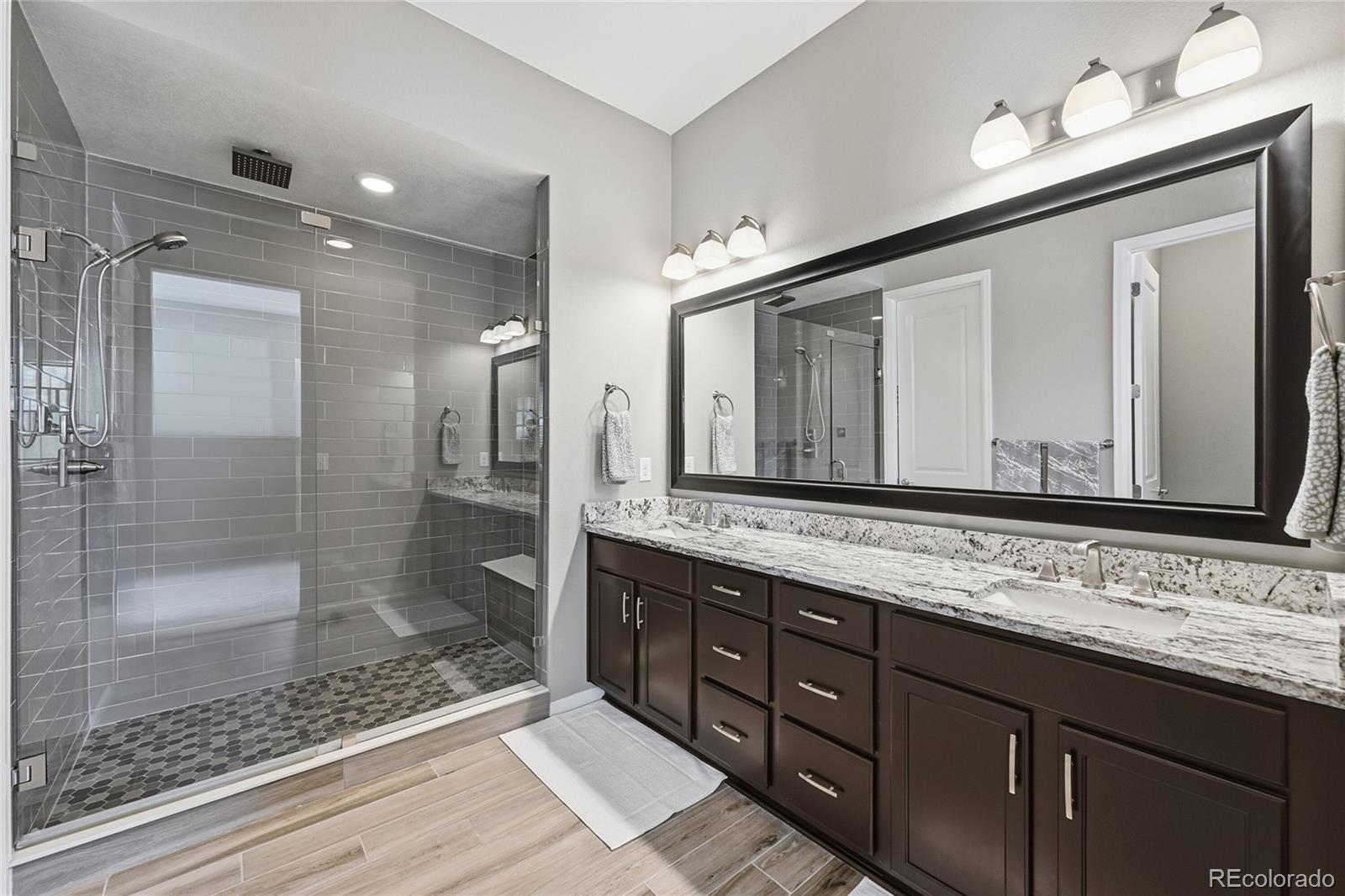 6449 Village Lane Centennial CO 80111