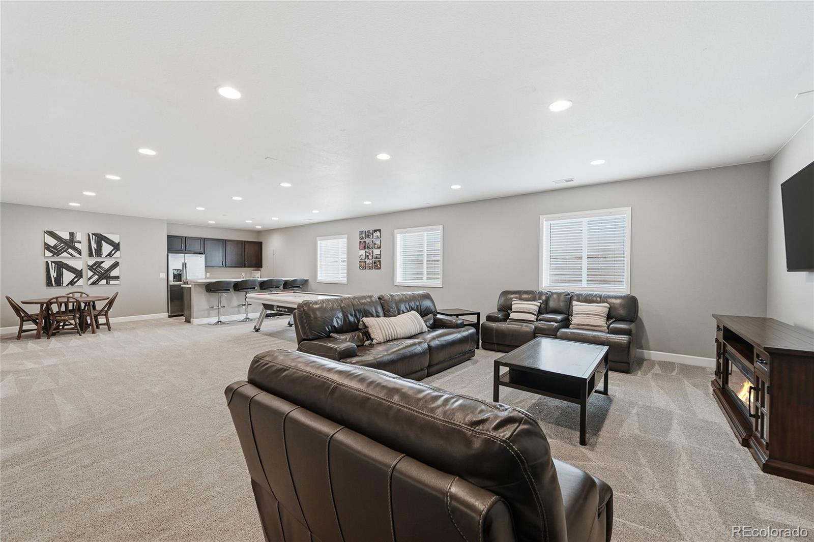 6449 Village Lane Centennial CO 80111