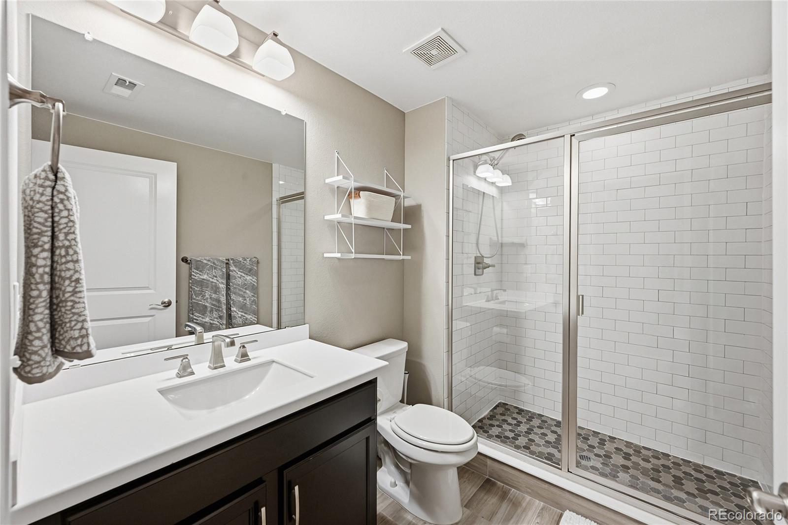 6449 Village Lane Centennial CO 80111