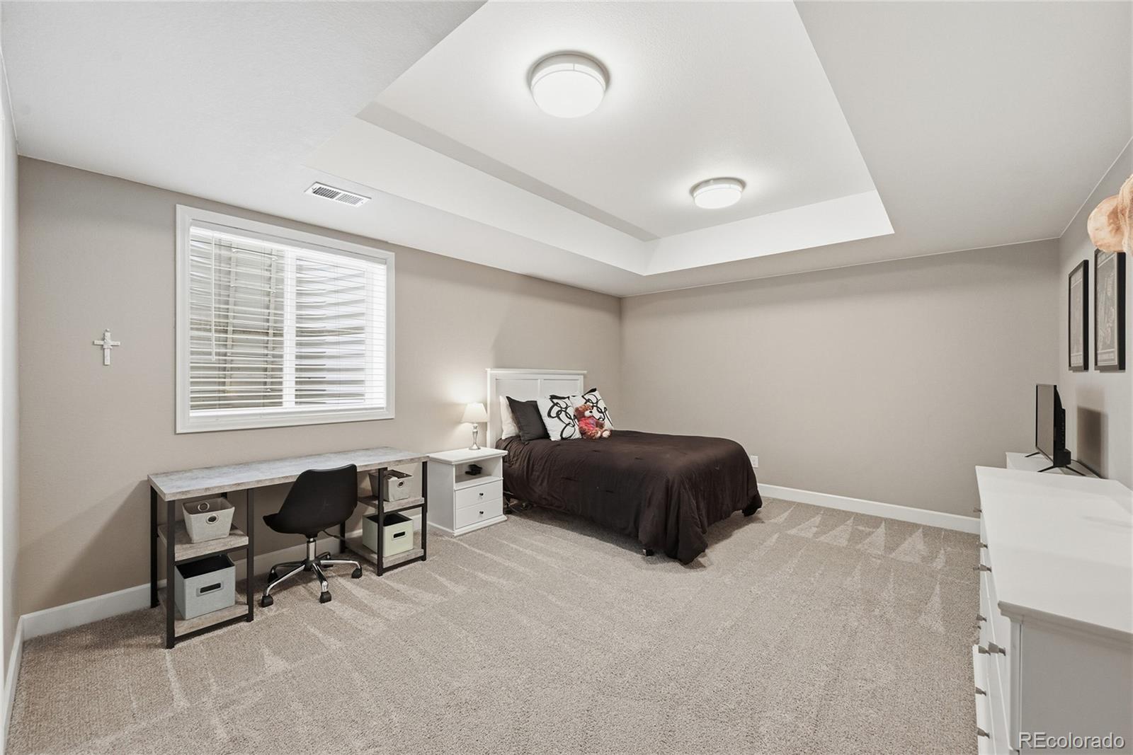 6449 Village Lane Centennial CO 80111