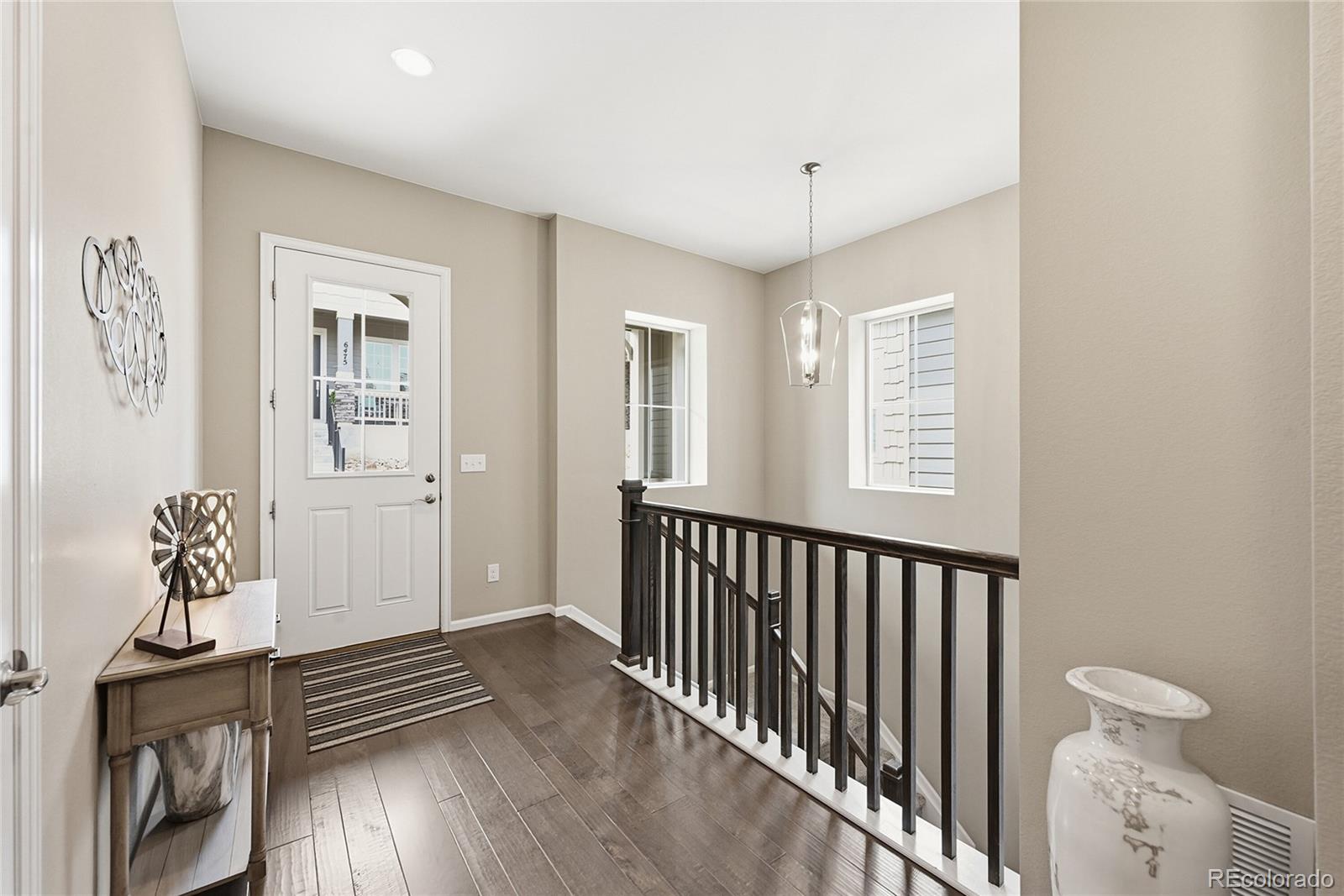 6449 Village Lane Centennial CO 80111