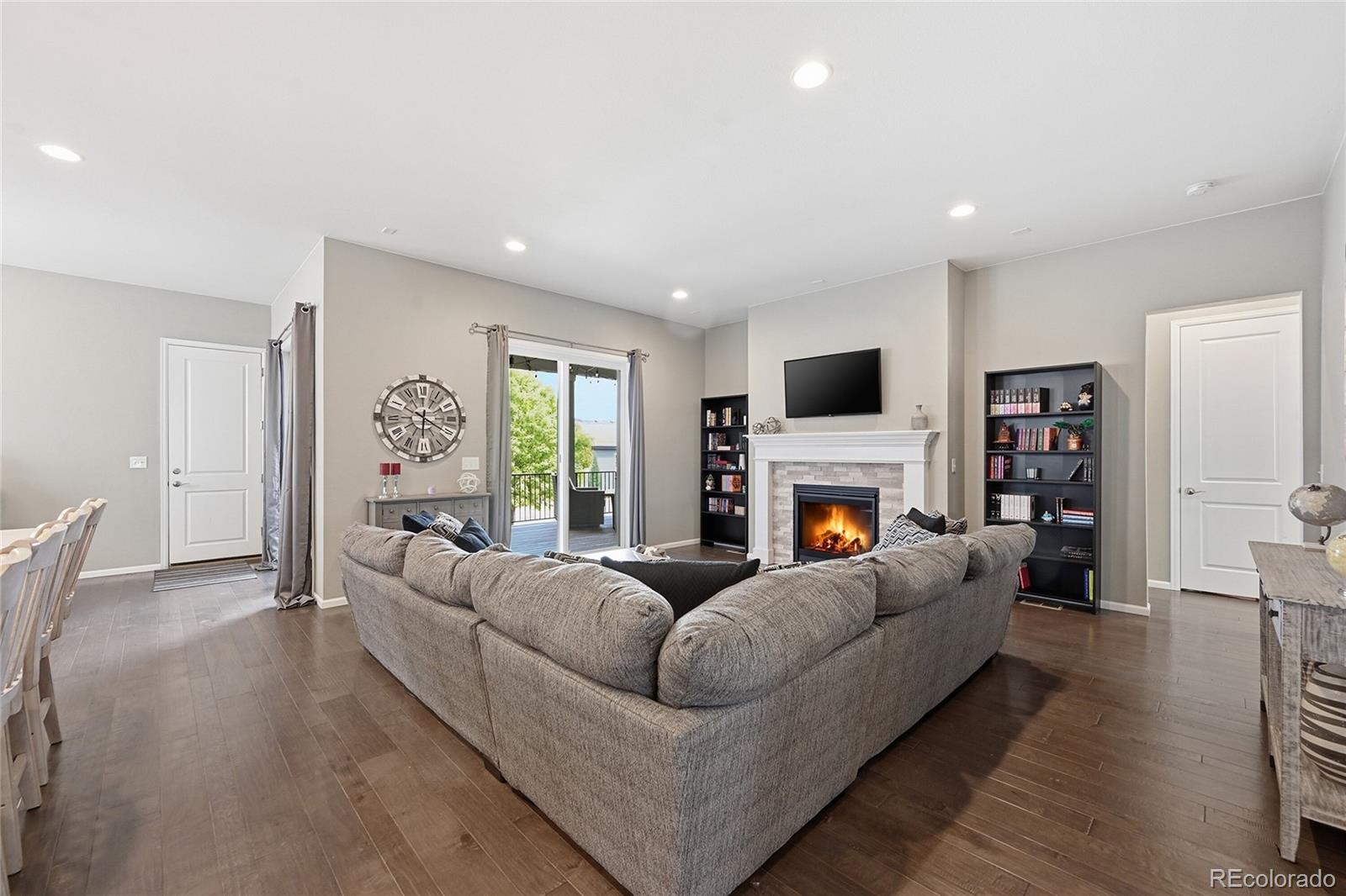 6449 Village Lane Centennial CO 80111