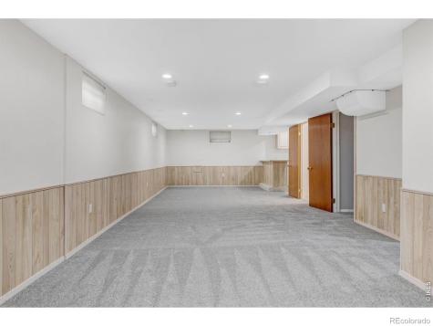 991 S Holland Court Lakewood CO 80226