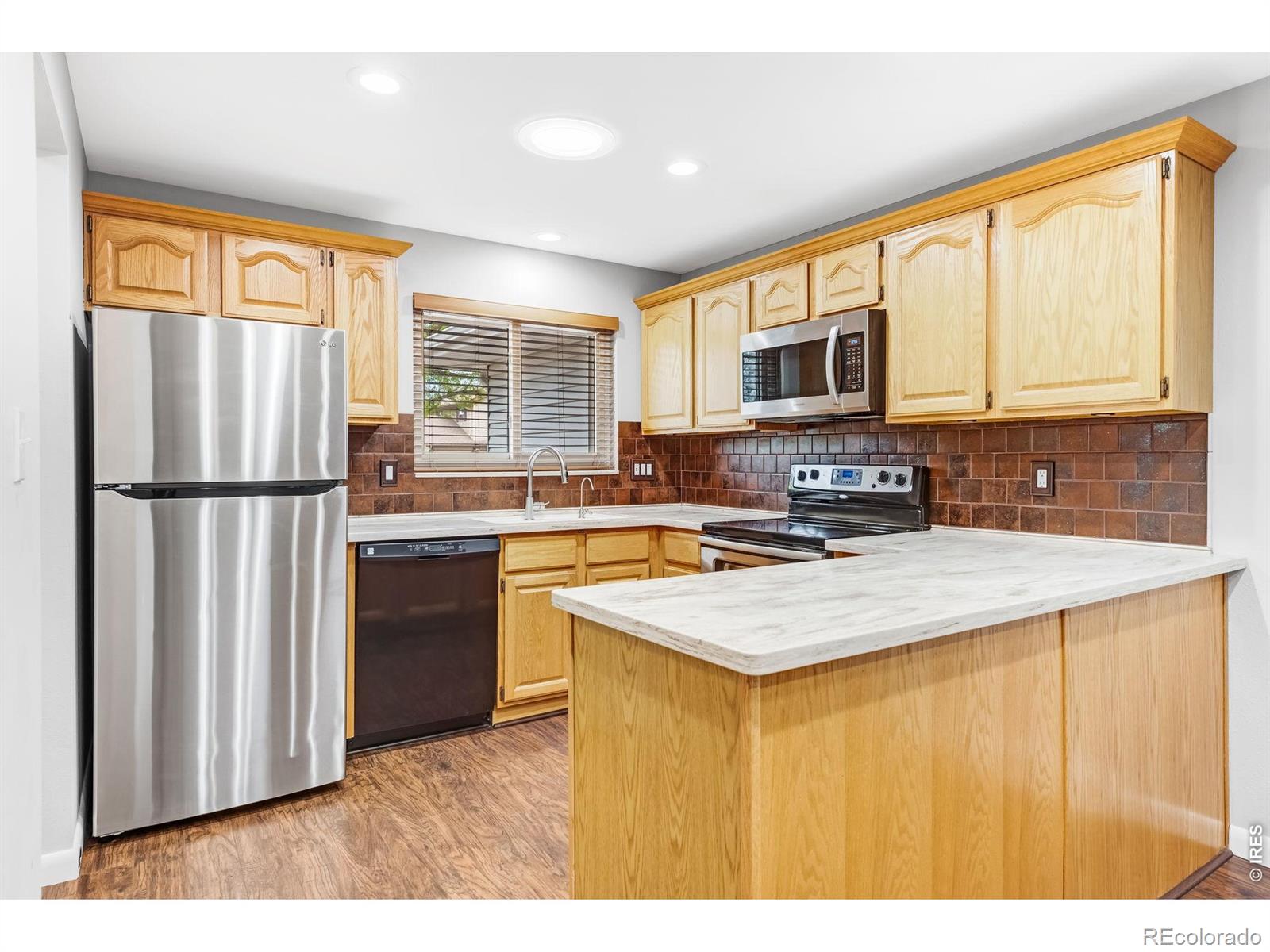 991 S Holland Court Lakewood CO 80226