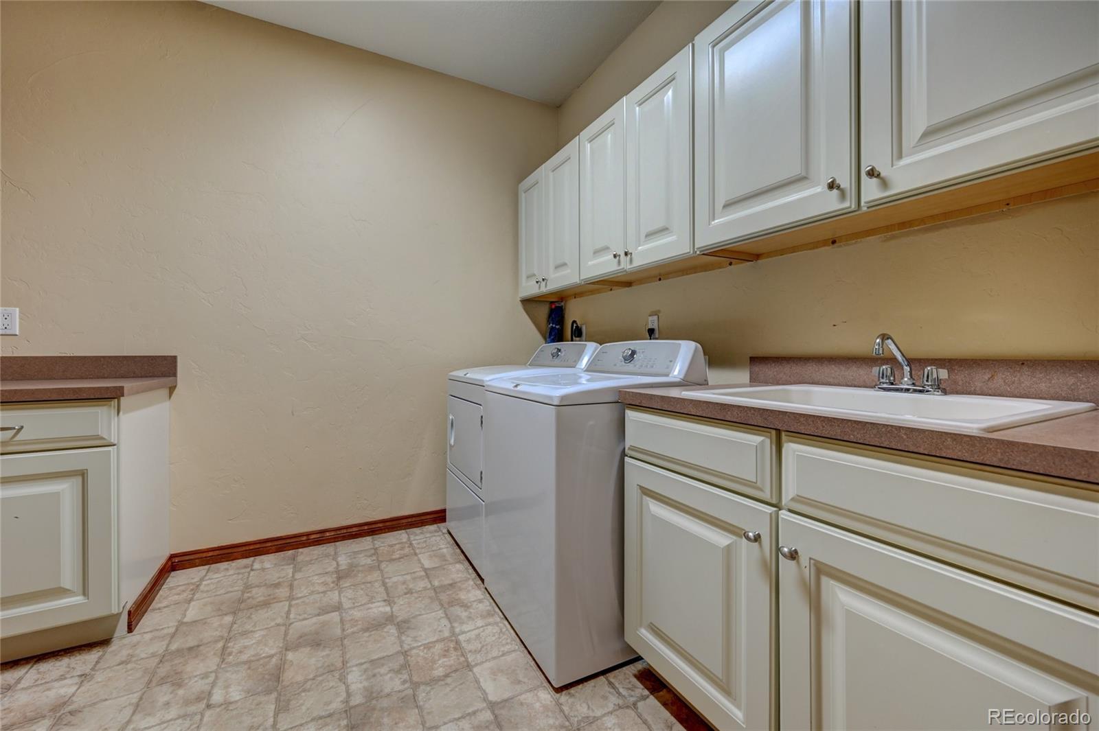 2471 W Peakview Court Littleton CO 80120