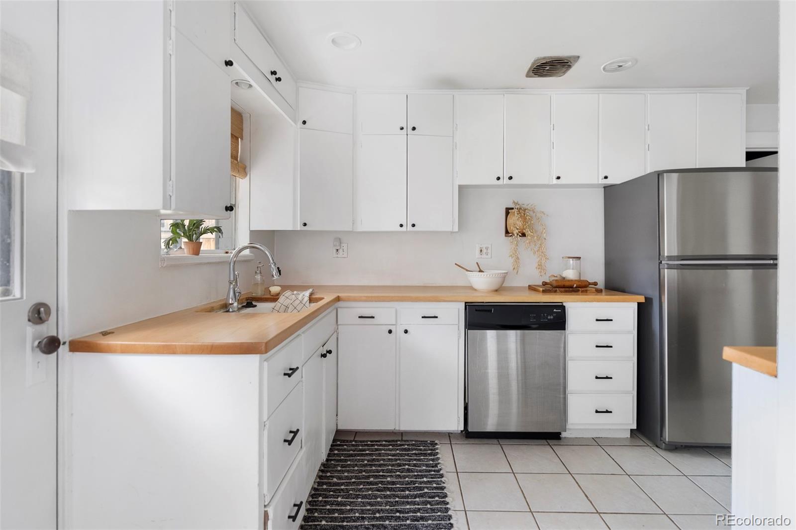 1729 S Logan Street Denver CO 80210