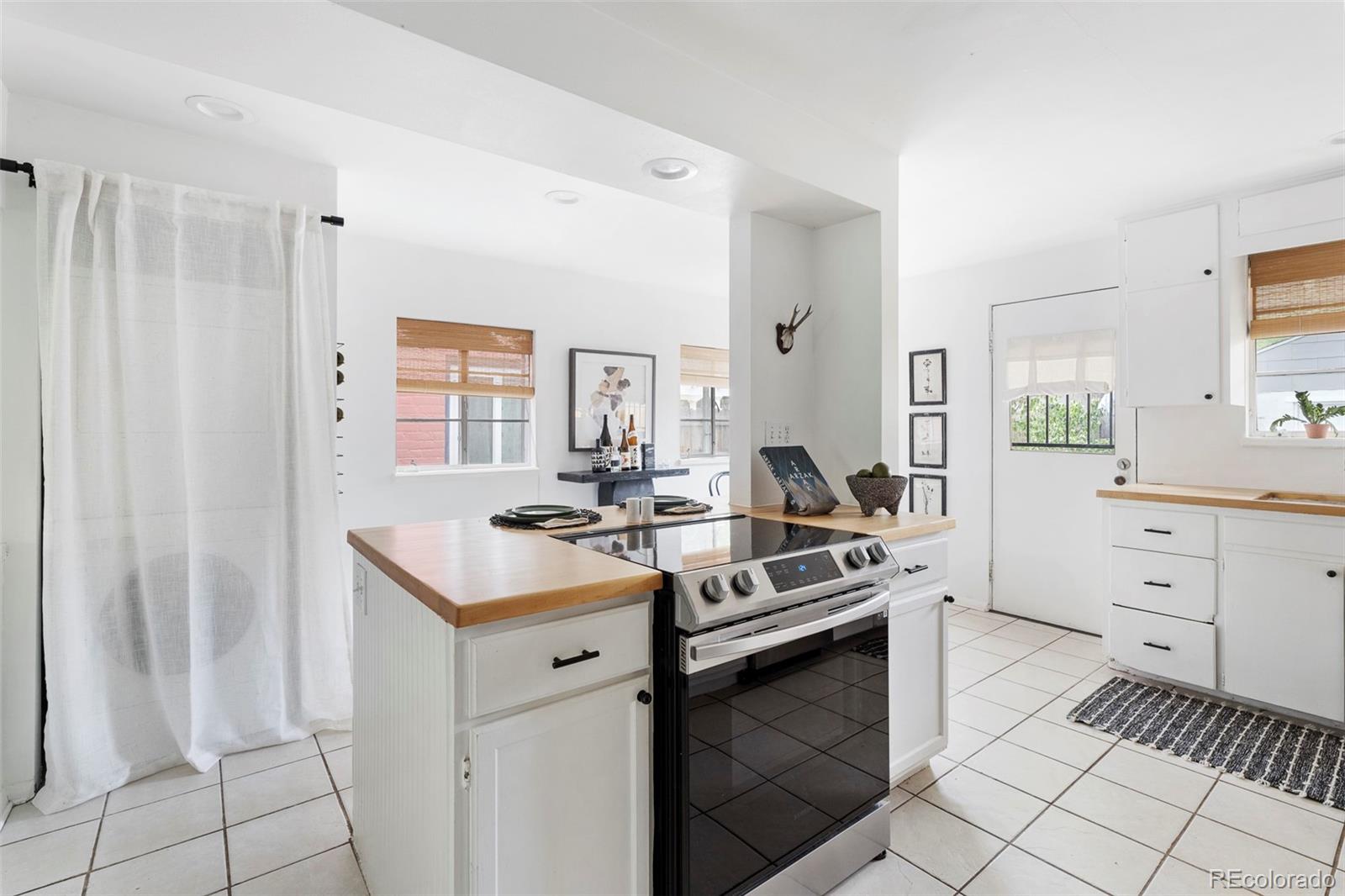 1729 S Logan Street Denver CO 80210