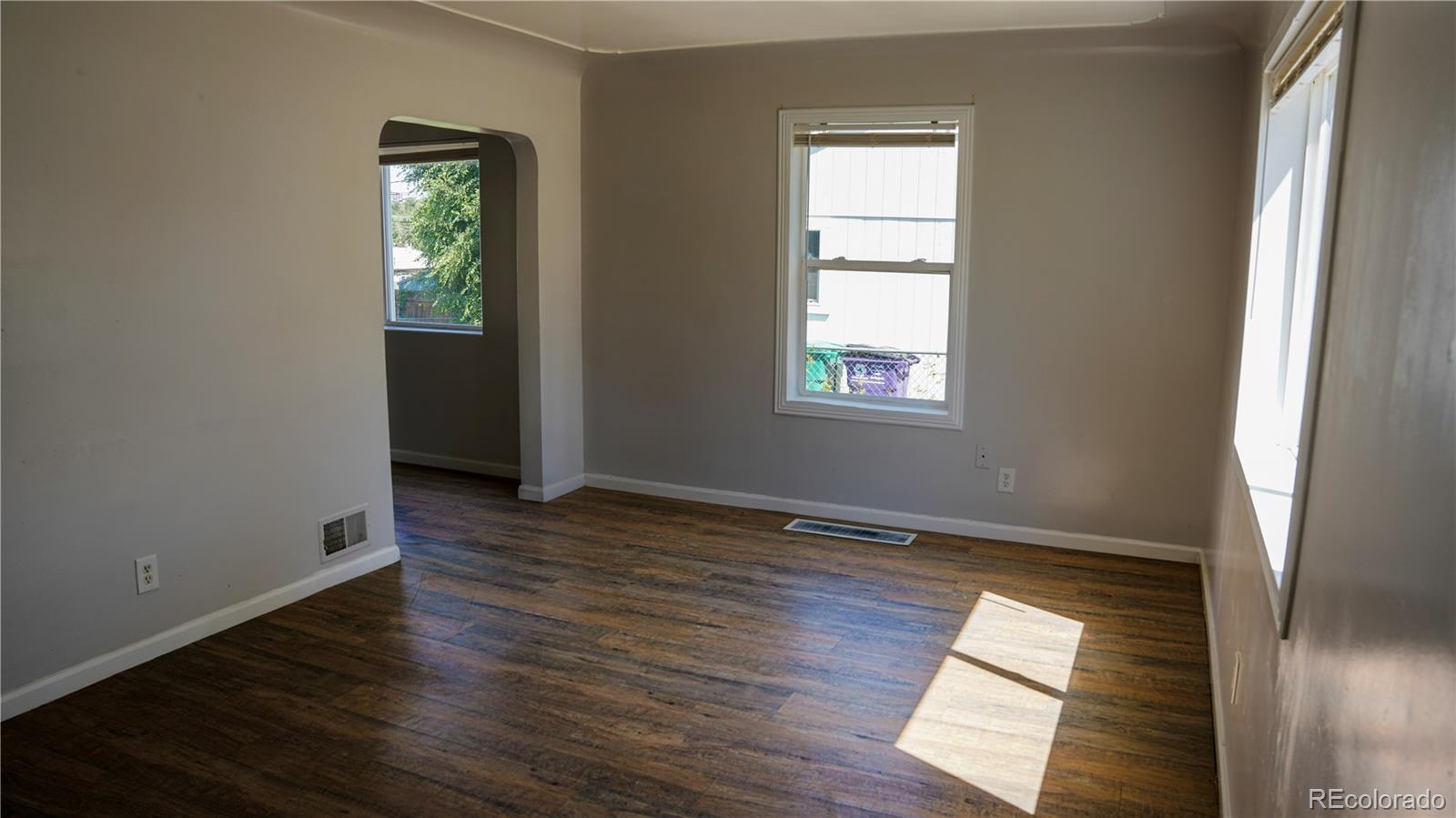 909 Meade Street Denver CO 80204