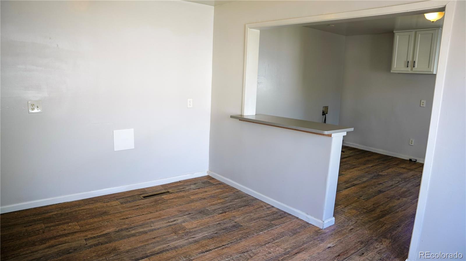 909 Meade Street Denver CO 80204