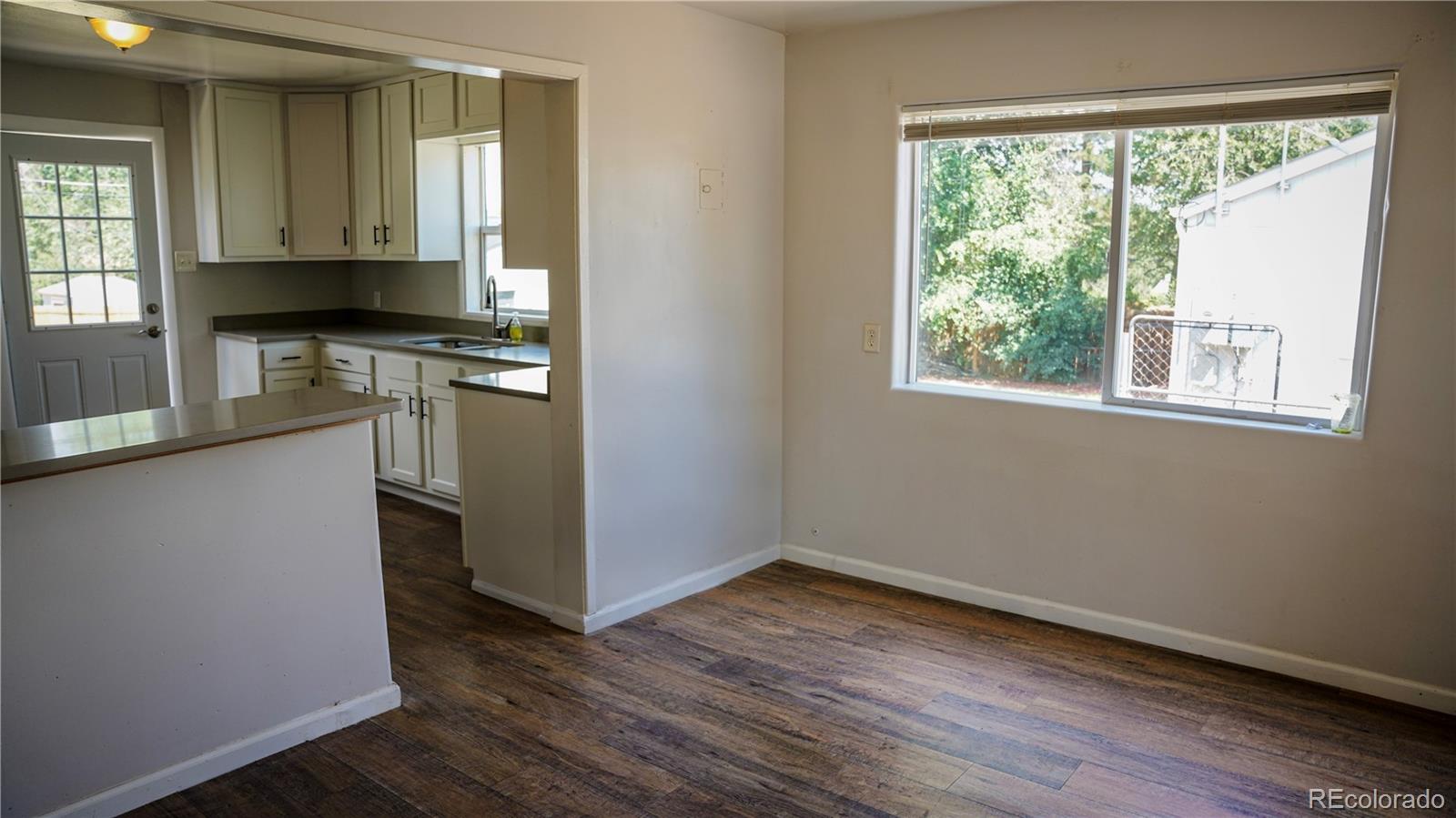 909 Meade Street Denver CO 80204