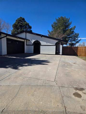 1051 Jasper Street Aurora CO 80011