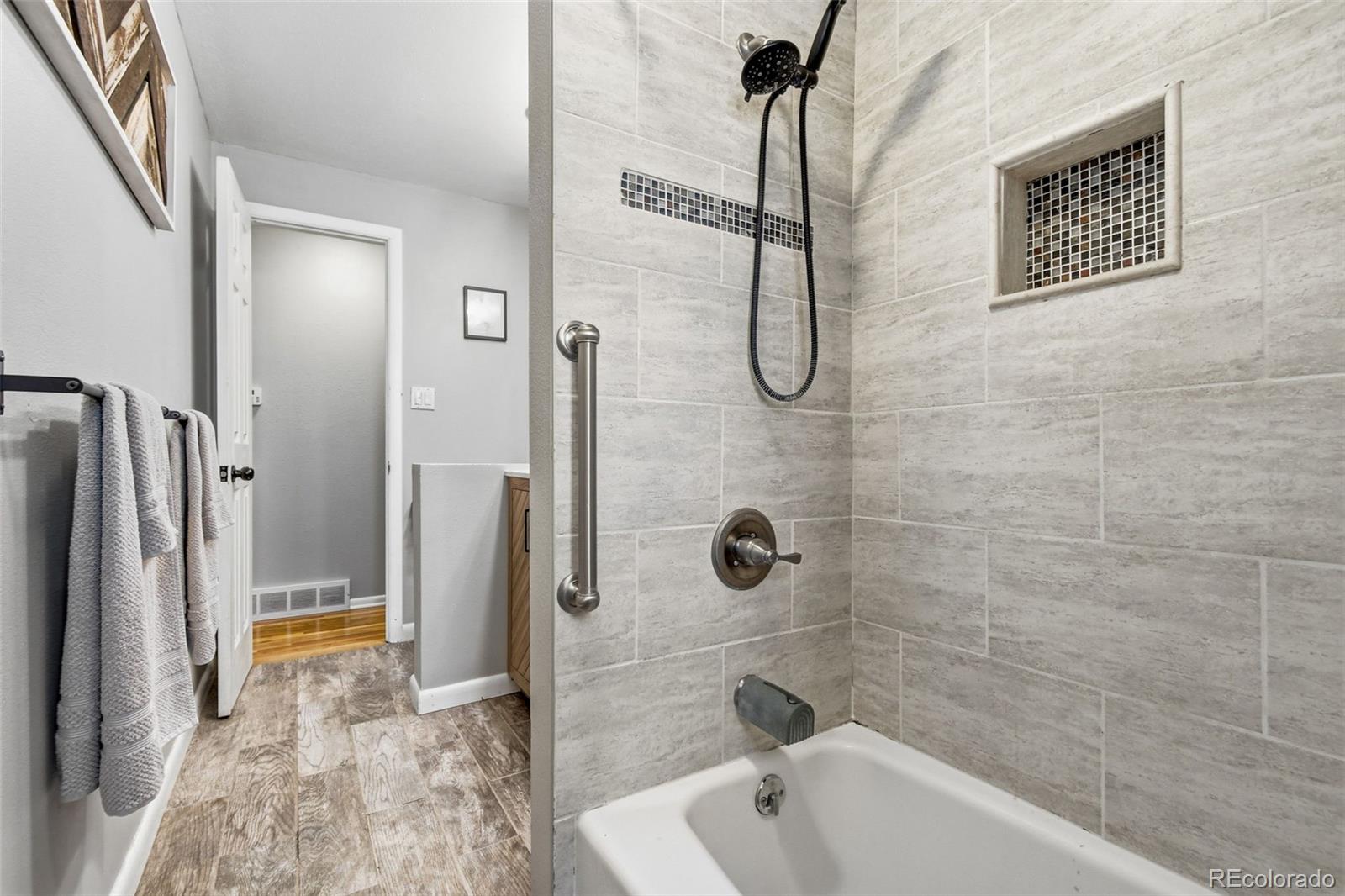 424 S Uvalda Circle Aurora CO 80012