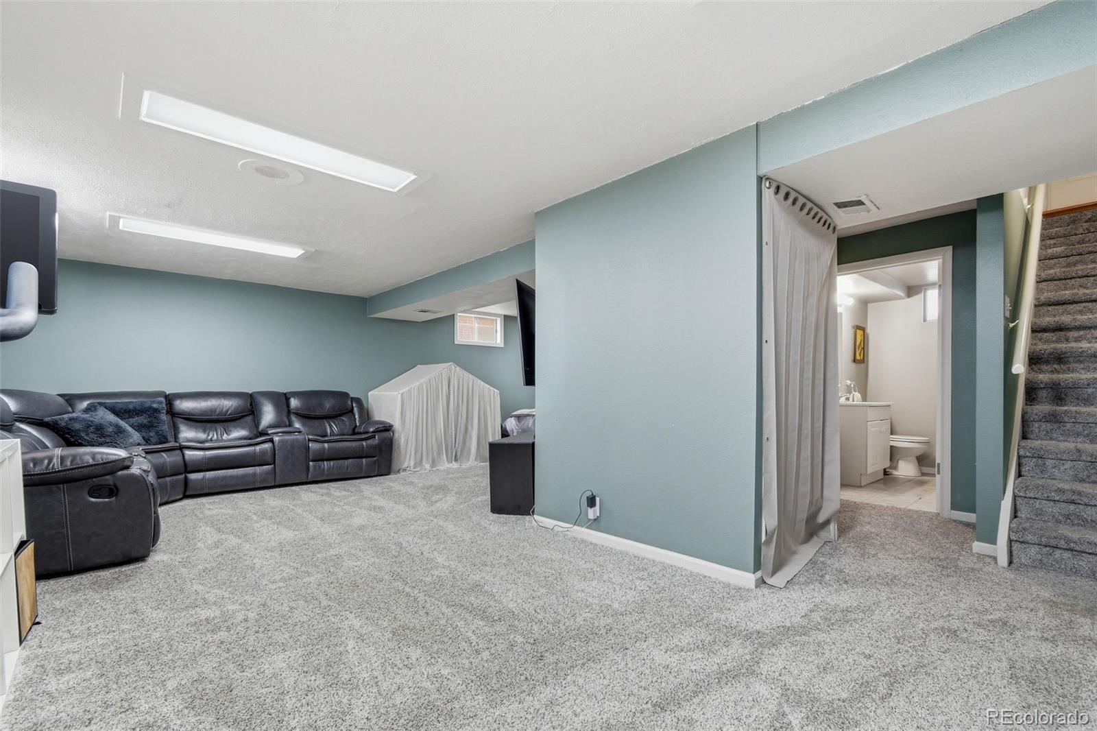 424 S Uvalda Circle Aurora CO 80012