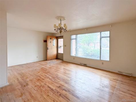 960 E 9th Avenue Broomfield CO 80020