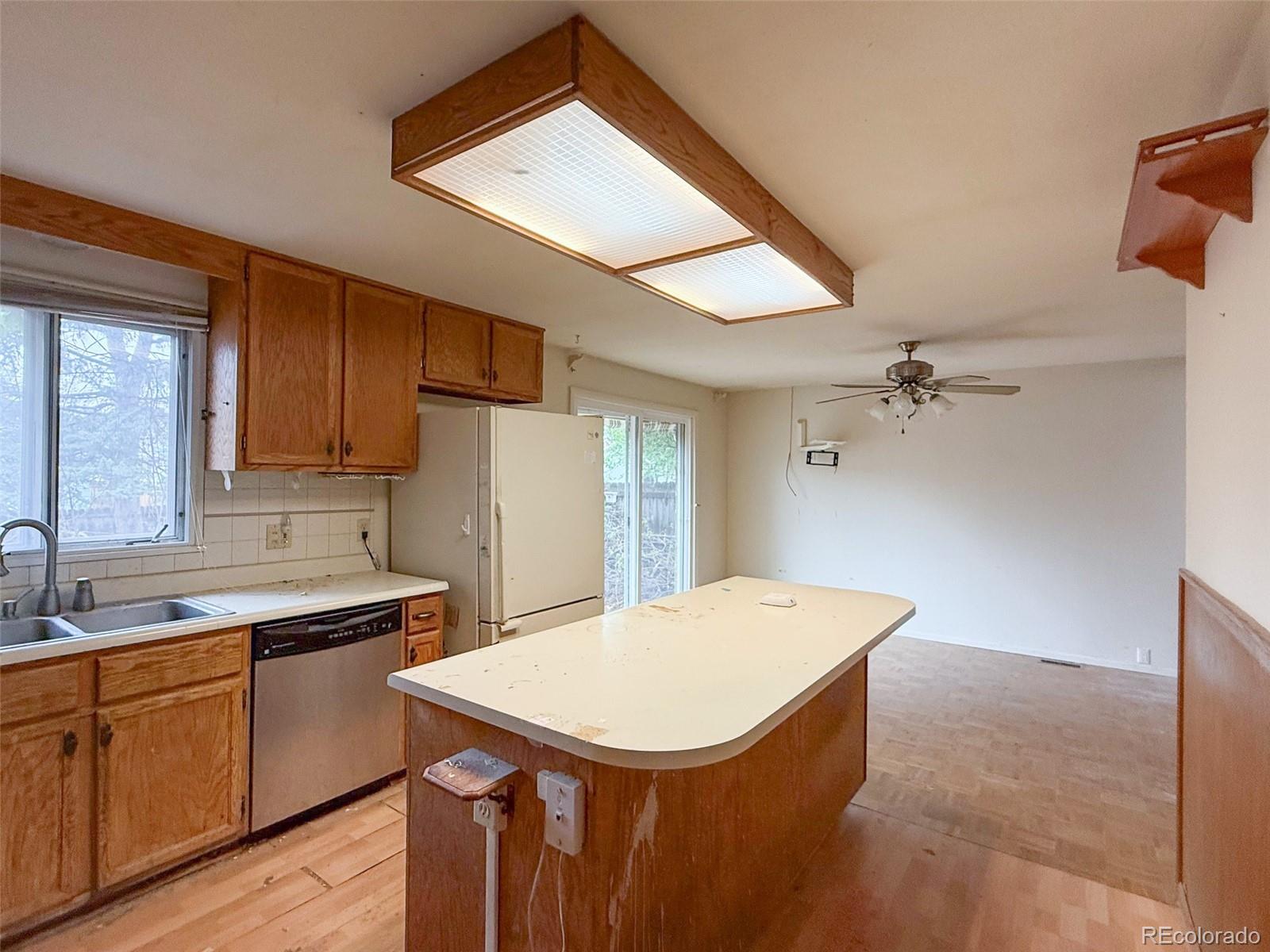 960 E 9th Avenue Broomfield CO 80020