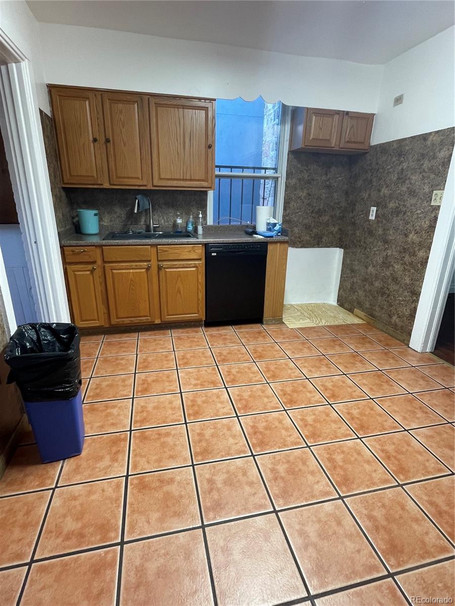 3342 Pecos Street Denver CO 80211
