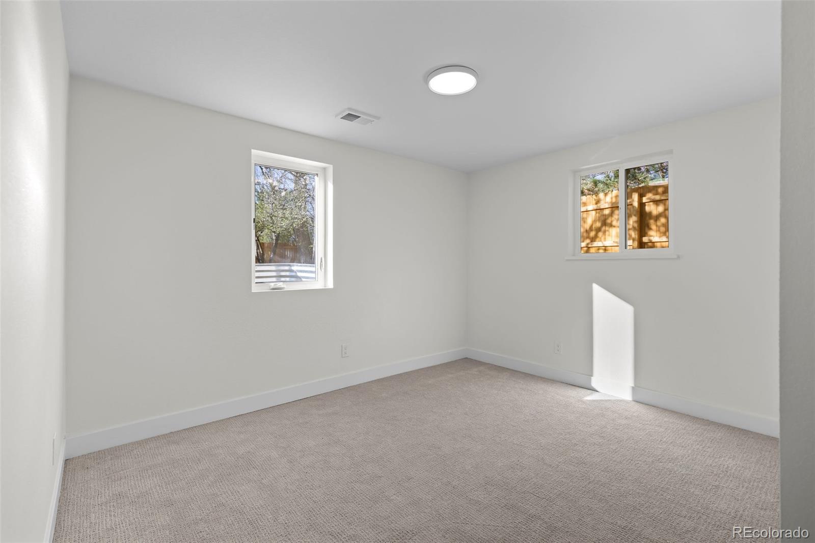 5366 W Portland Drive Littleton CO 80128