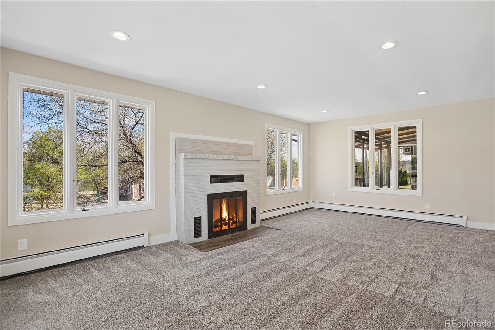 327 S Pine Street Elizabeth CO 80107