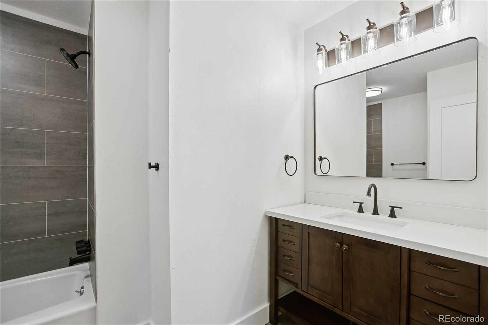 327 S Pine Street Elizabeth CO 80107