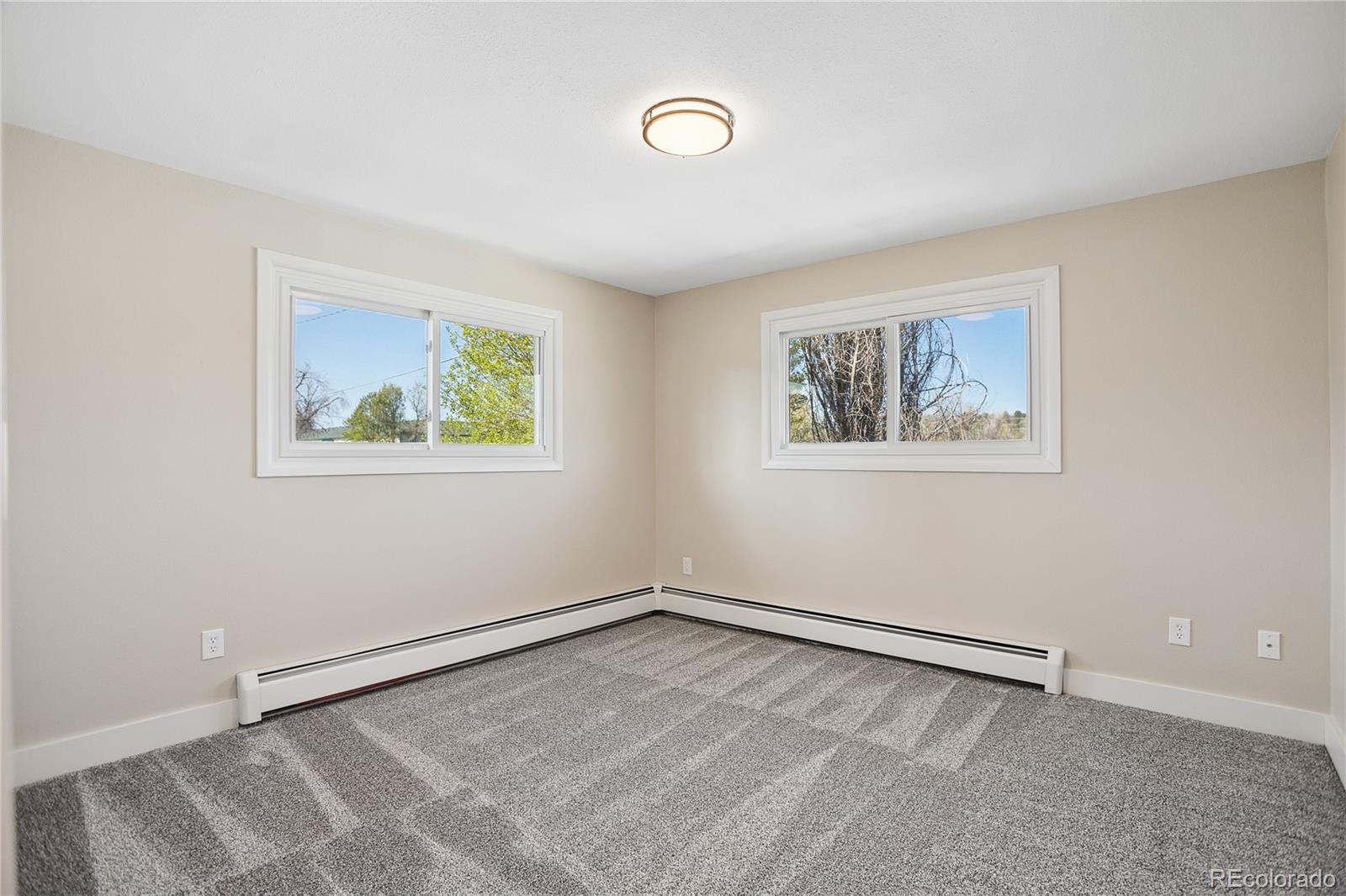 327 S Pine Street Elizabeth CO 80107