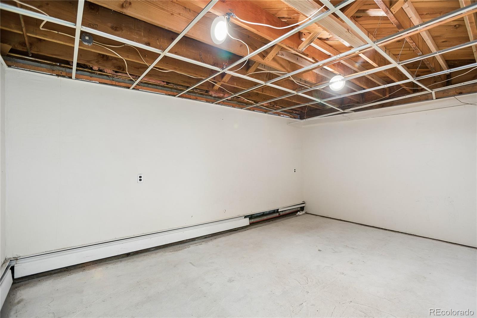 327 S Pine Street Elizabeth CO 80107