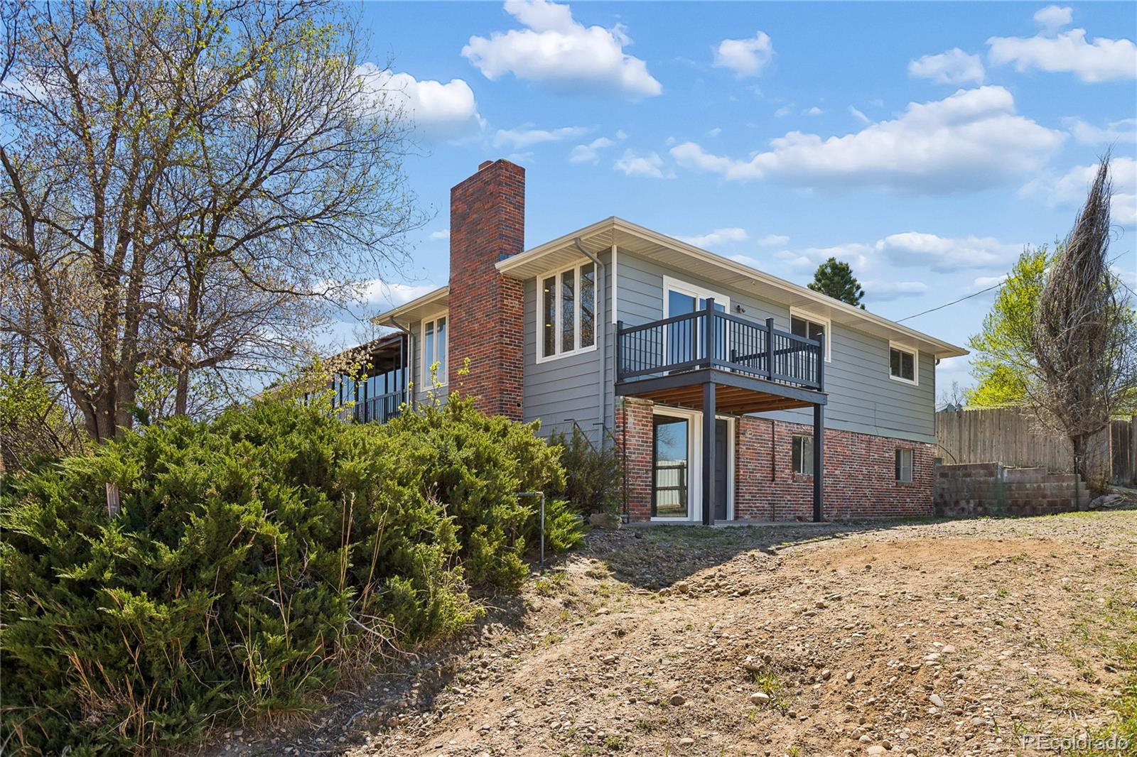327 S Pine Street Elizabeth CO 80107