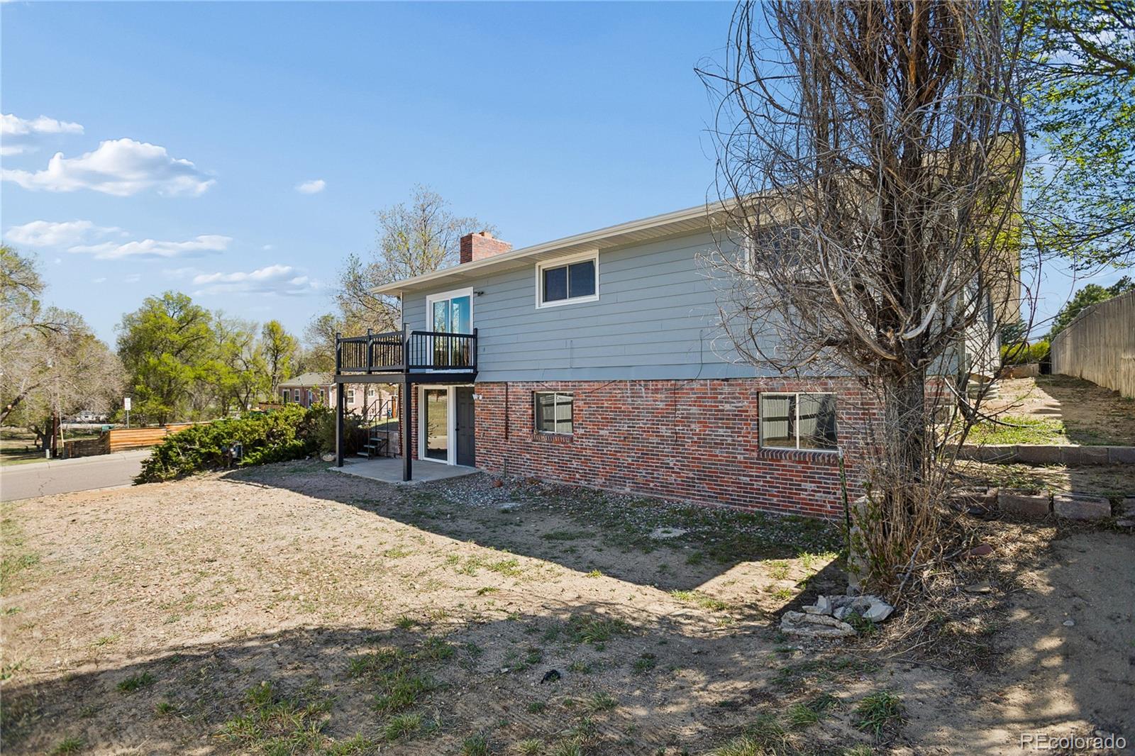 327 S Pine Street Elizabeth CO 80107