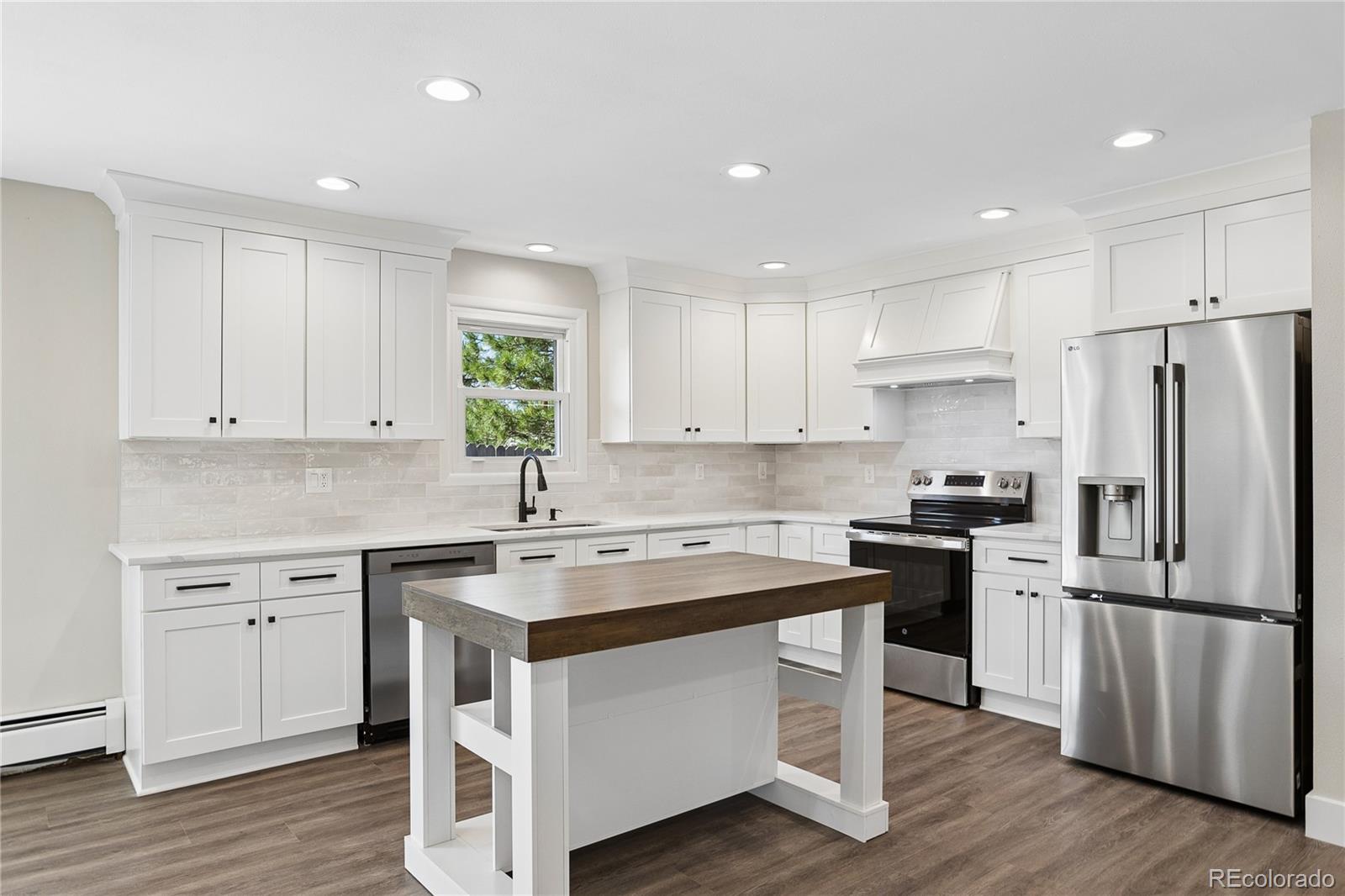 327 S Pine Street Elizabeth CO 80107