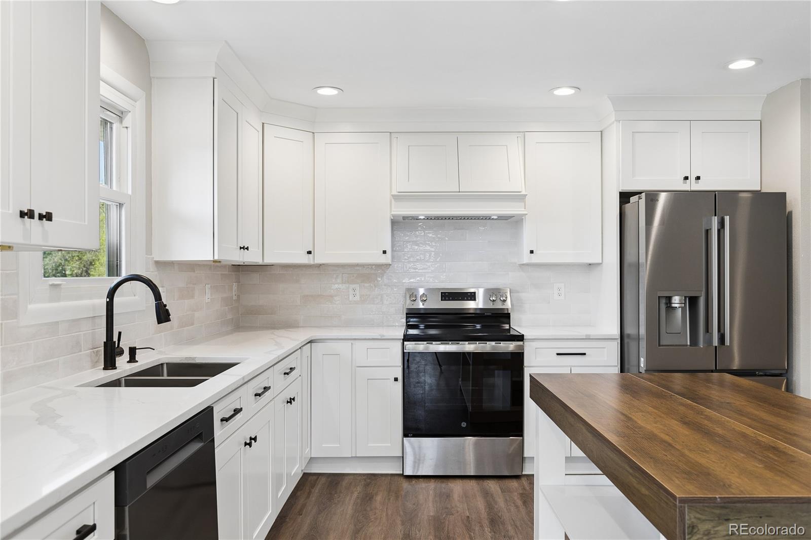 327 S Pine Street Elizabeth CO 80107