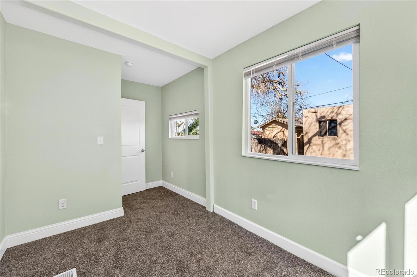 3262 S Logan Street Englewood CO 80113