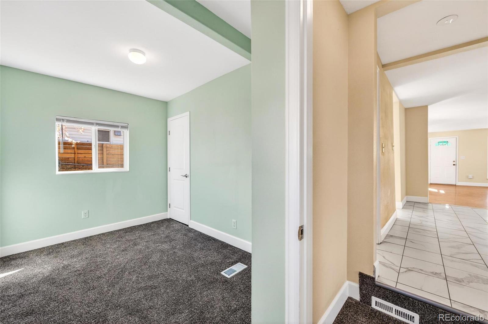 3262 S Logan Street Englewood CO 80113