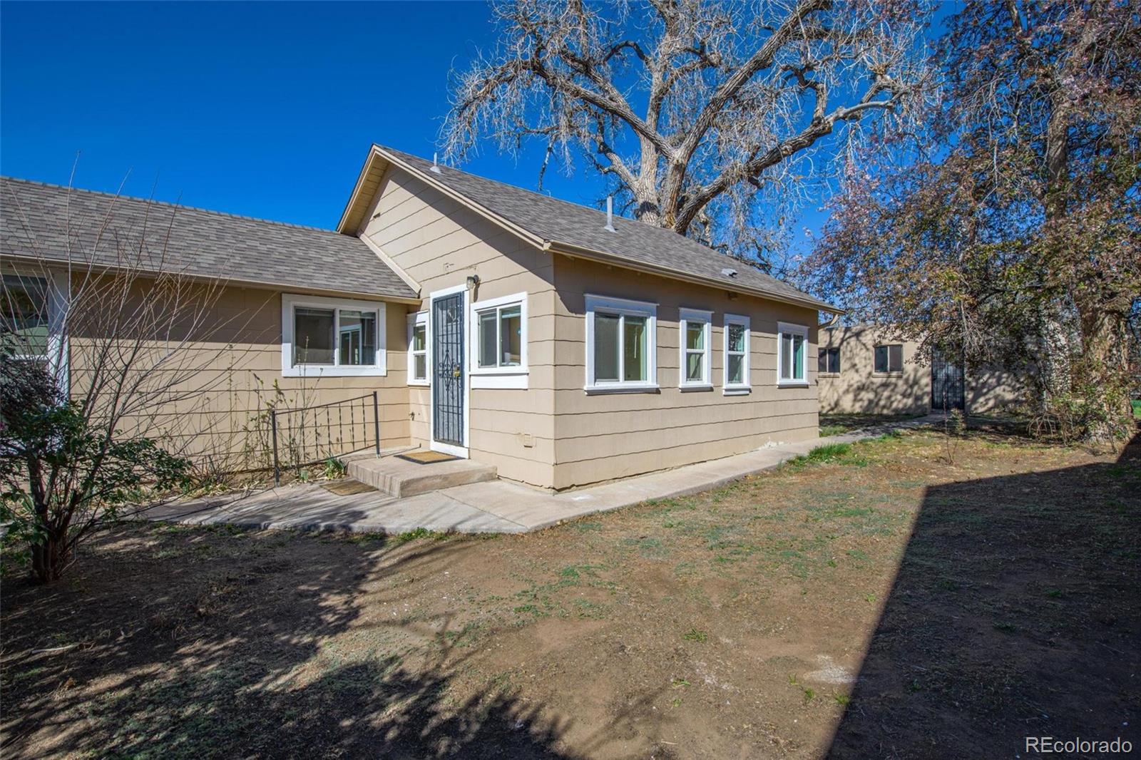 3262 S Logan Street Englewood CO 80113