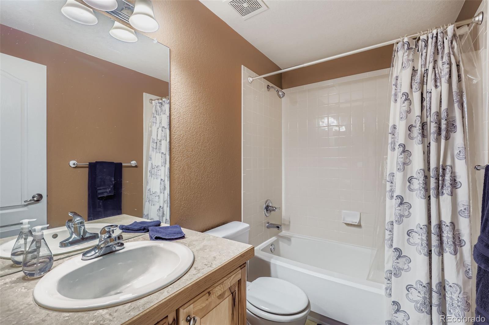 1009 Syracuse Court Denver CO 80230