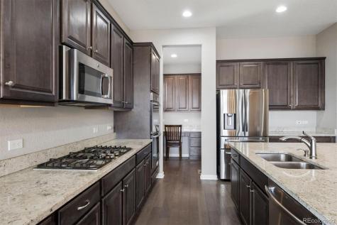 21157 E Layton Lane Aurora CO 80015