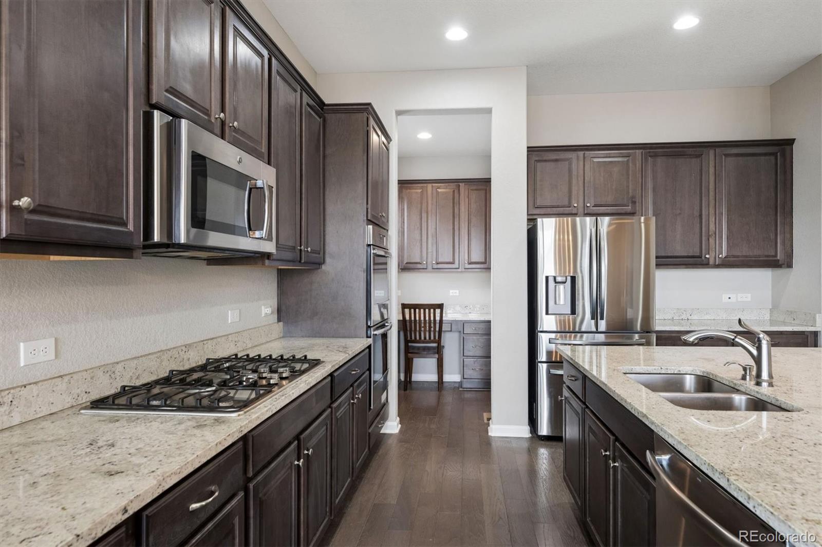 21157 E Layton Lane Aurora CO 80015