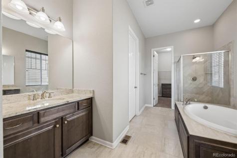 21157 E Layton Lane Aurora CO 80015