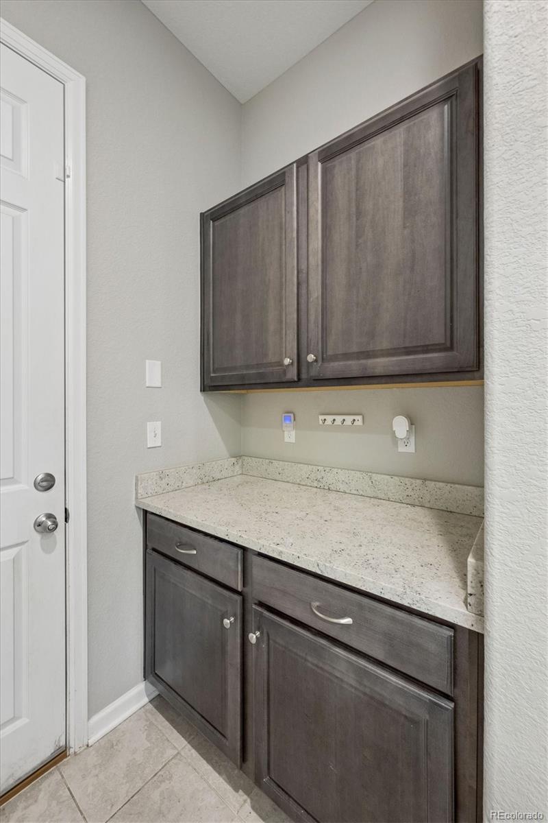 21157 E Layton Lane Aurora CO 80015