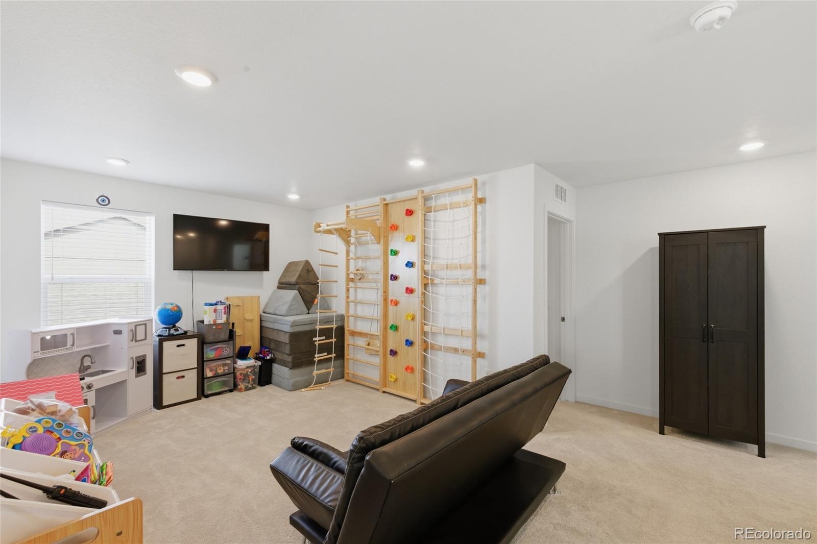 46538 Sunrise Court Bennett CO 80102